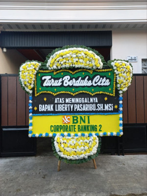Papan Bunga Duka di Napan